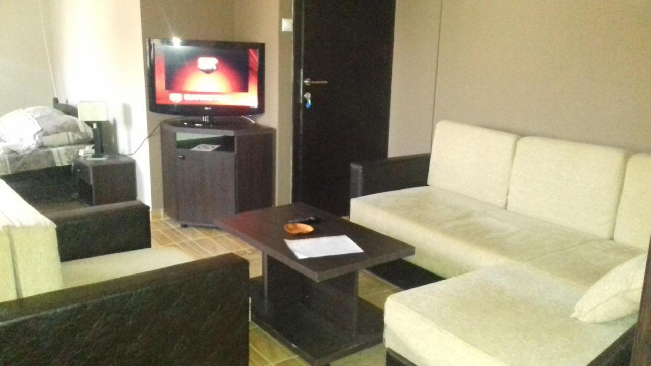 Asterix Rooms Leskovac  Bagian luar foto