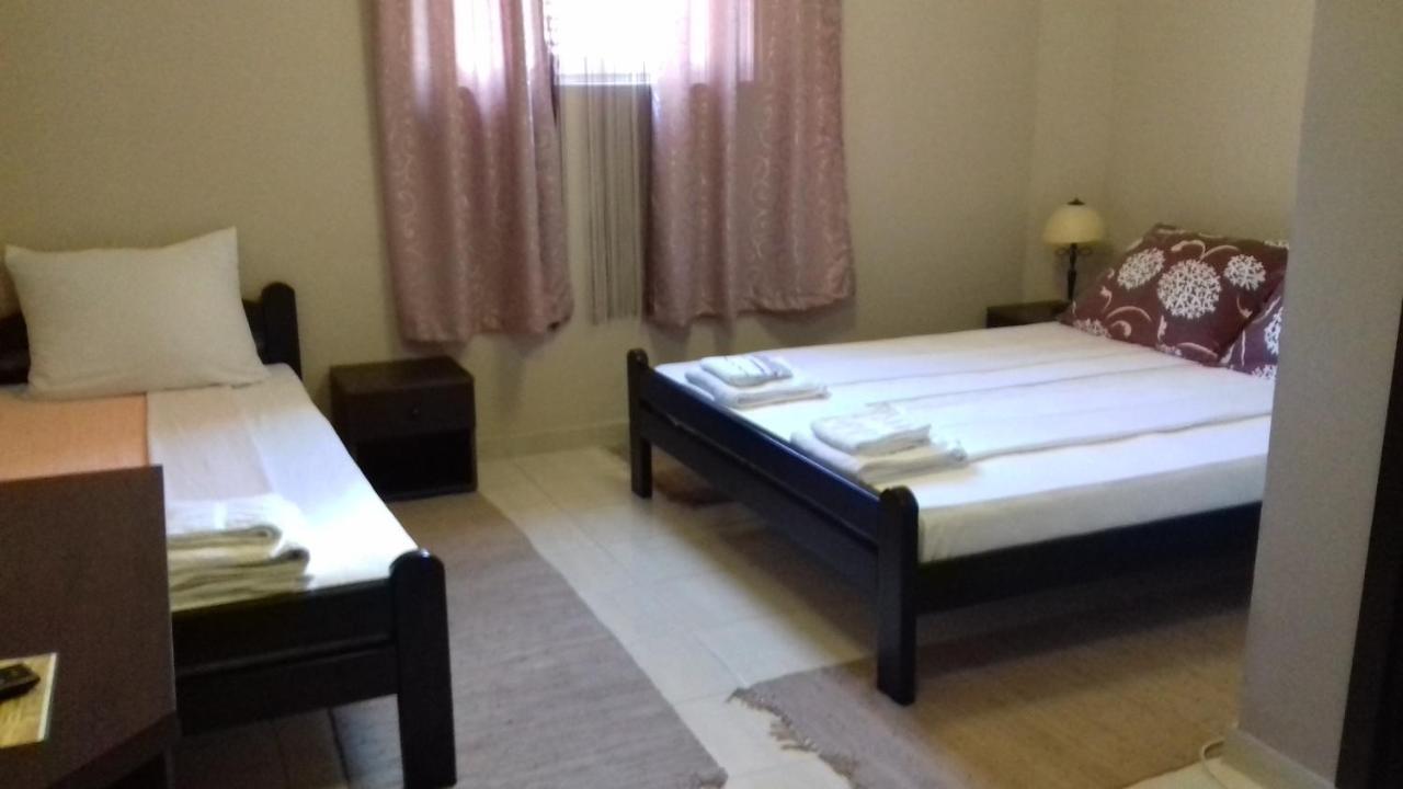 Asterix Rooms Leskovac  Bagian luar foto